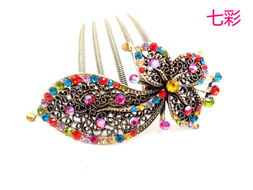 古韻新風 歐美復古發梳插梳盤發飾品的時尚回歸與銷售策略